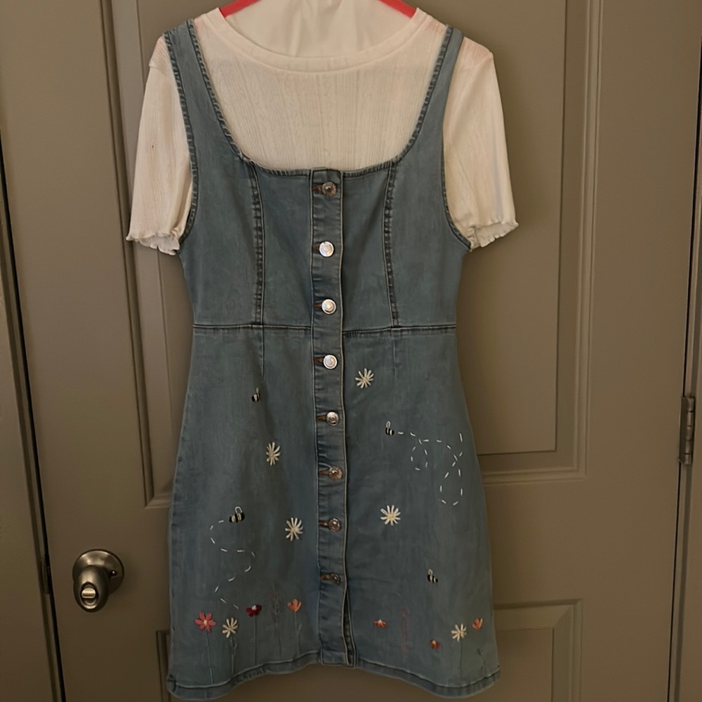 Vintage denim dress with embroidery